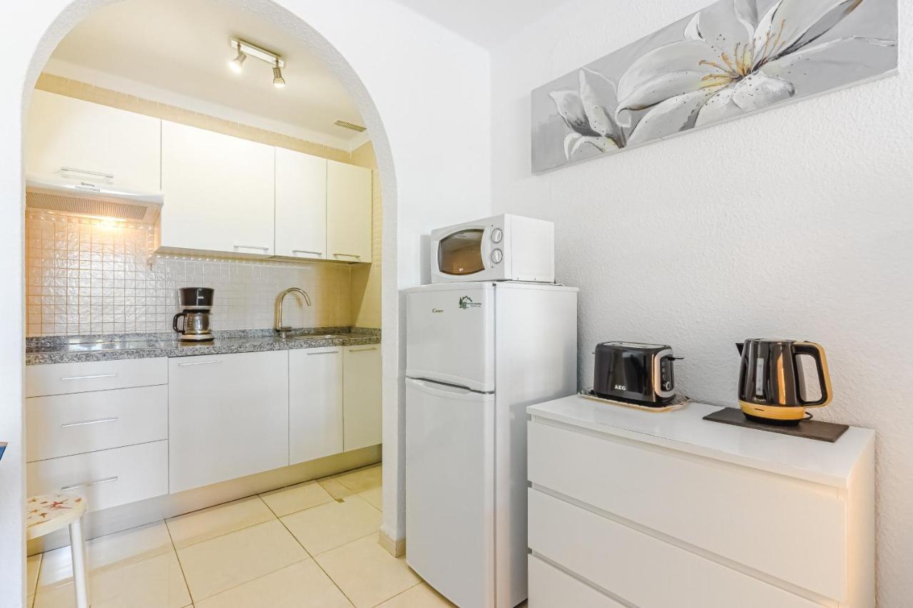 Fantastic Large Studio In Front Of Beach Heated Pool Wifi Arona  Eksteriør billede