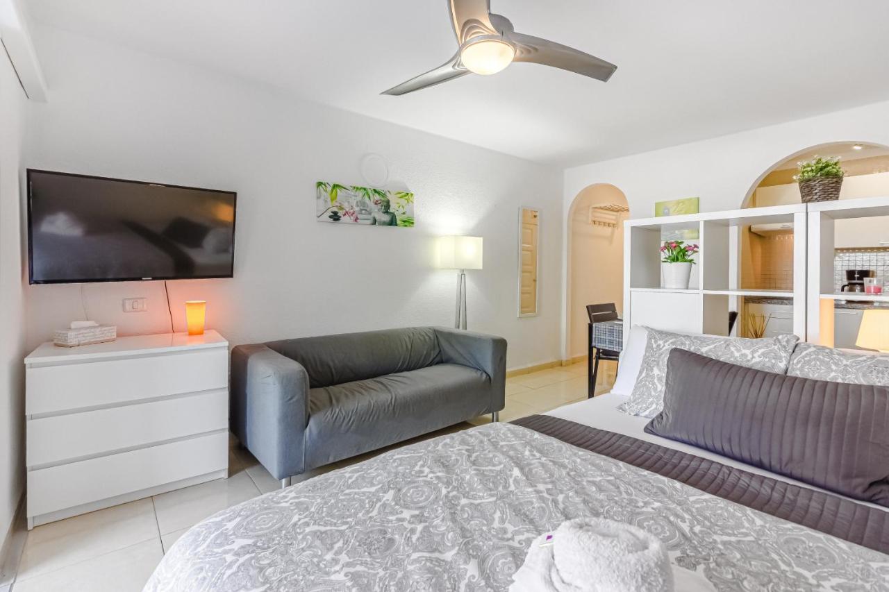 Fantastic Large Studio In Front Of Beach Heated Pool Wifi Arona  Eksteriør billede